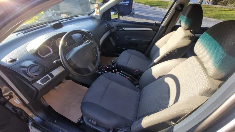 CHEVROLET Aveo 2010 - Creek Motors