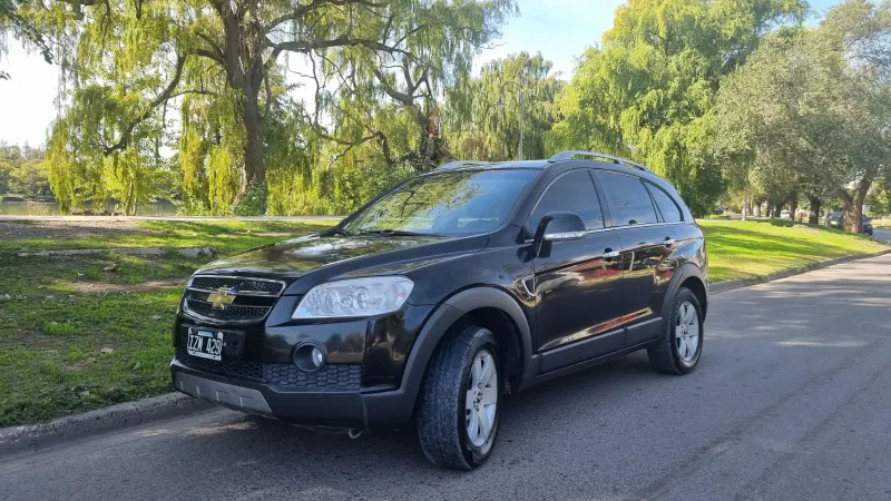 CHEVROLET CAPTIVA 2010 - Creek Motors