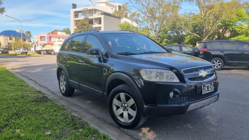 CHEVROLET CAPTIVA 2010 - Creek Motors