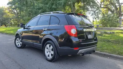 CHEVROLET CAPTIVA foto 4
