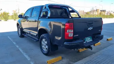 CHEVROLET S10 foto 3
