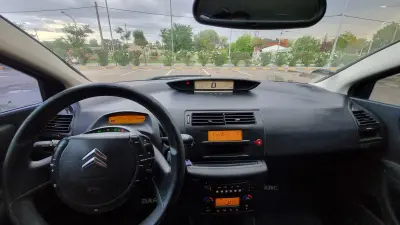 CITROEN C 4 2014 - Creek Motors