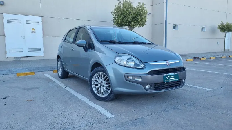 FIAT PUNTO 2014 - Creek Motors