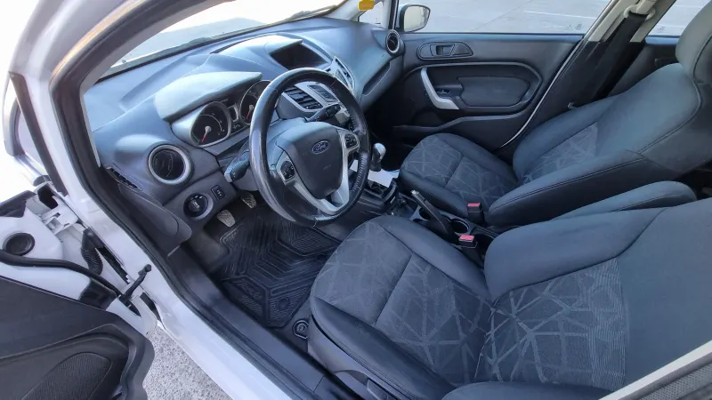 FORD Fiesta 2013 - Creek Motors