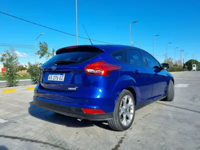 FORD FOCUS foto 3