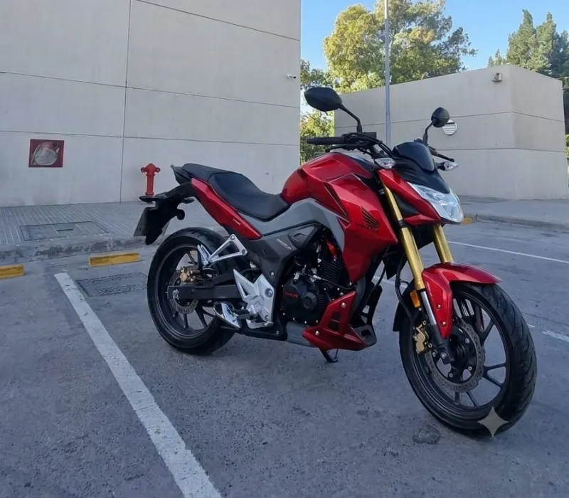 HONDA CB 190r 2016 - Creek Motors