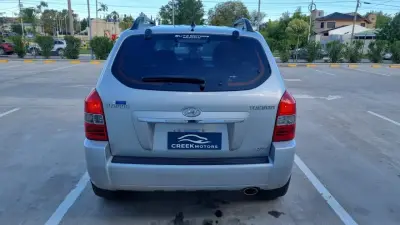HYUNDAI TUCSON 2010 - Creek Motors