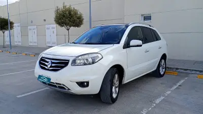 RENAULT Koleos foto 2