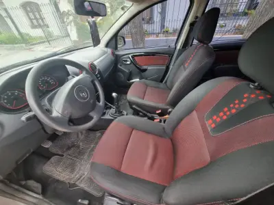 RENAULT SANDERO STEPWAY foto 9
