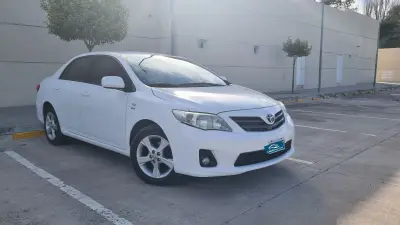 TOYOTA Corolla foto 2