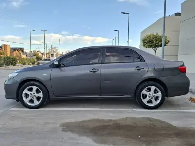 TOYOTA Corolla foto 5