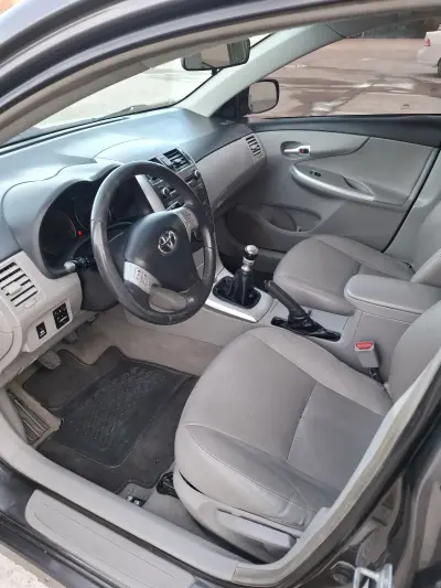 TOYOTA Corolla foto 6