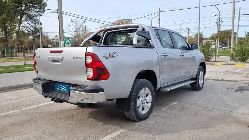 TOYOTA Hilux  2018 - Creek Motors