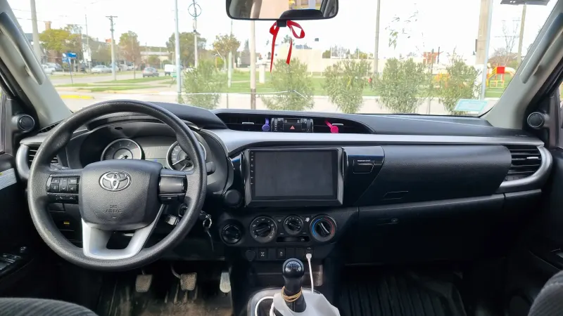 TOYOTA Hilux  2018 - Creek Motors