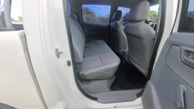 TOYOTA Hilux foto 7