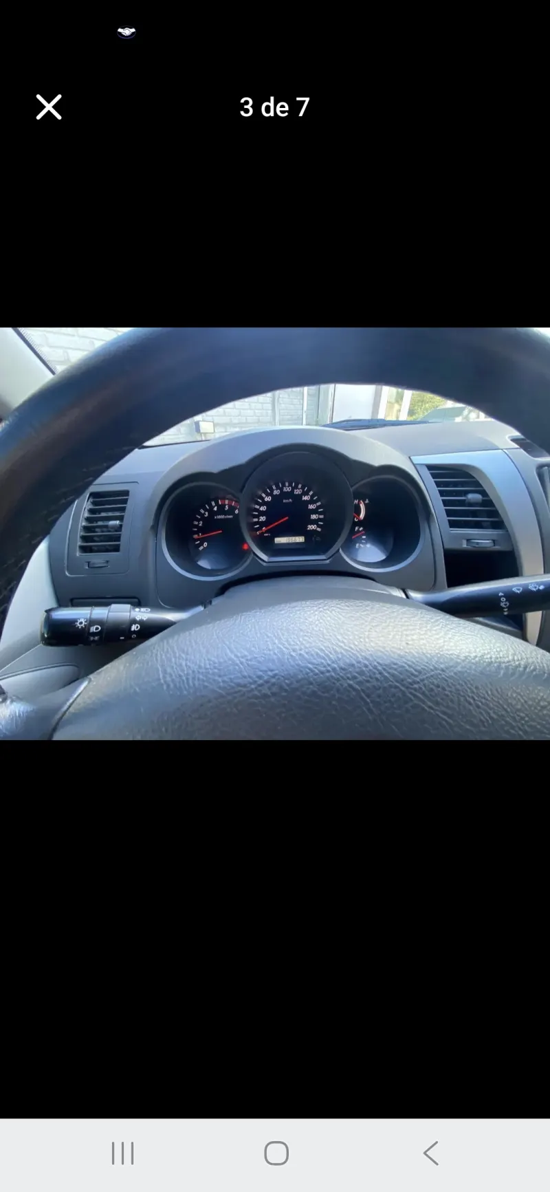 TOYOTA Hilux 2010 - Creek Motors