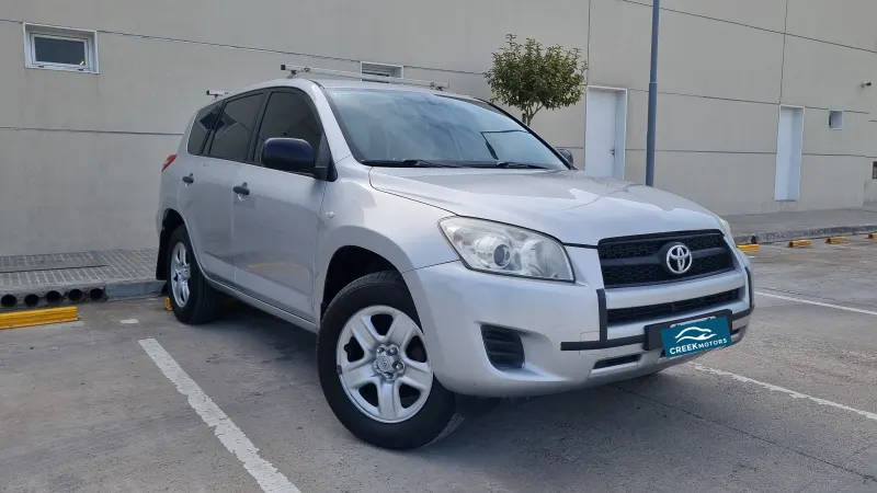 TOYOTA Rav4 4x2 2013 - Creek Motors