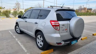 TOYOTA Rav4 4x2 foto 4