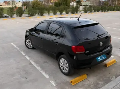 VOLKSWAGEN Gol Trend foto 3