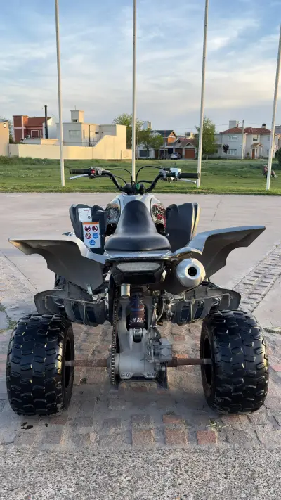 YAMAHA RAPTOR 700 foto 2