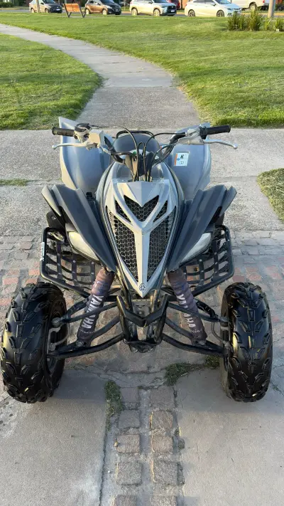 YAMAHA RAPTOR 700 foto 3